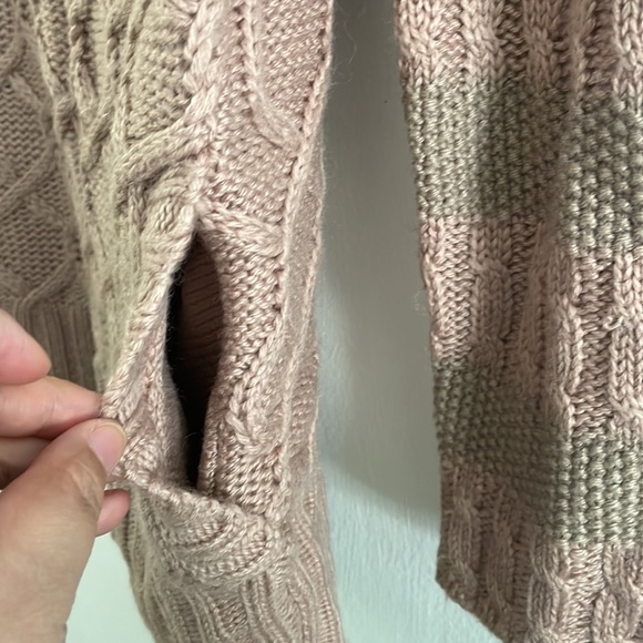 Sweater - Picture 3 of 4